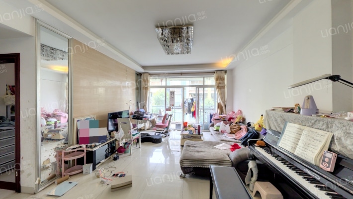 彩晴轩二手房实景图