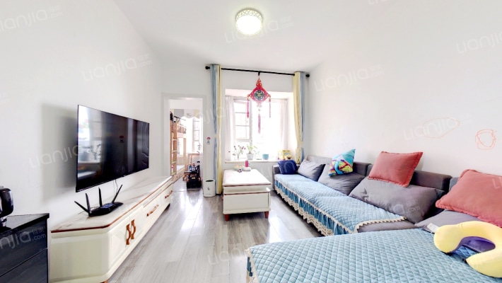 蓝润光华春天B区二手房实景图