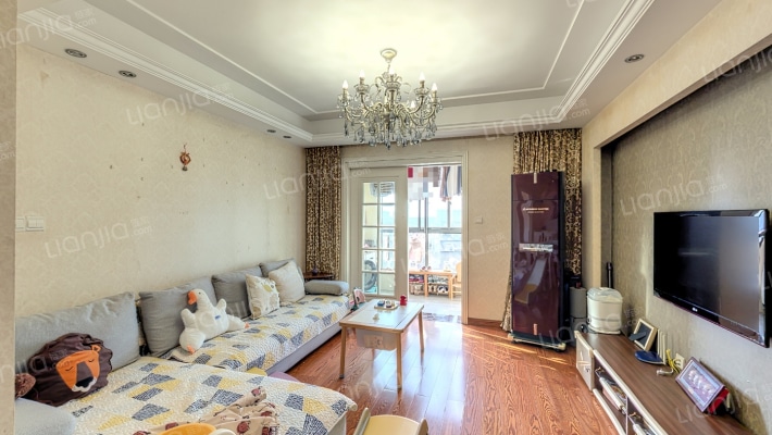 蔚蓝水岸二手房实景图