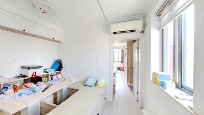 梅陇七村二手房实景图