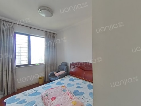 合租·路劲主场二三期 3居室 错层 西南卧