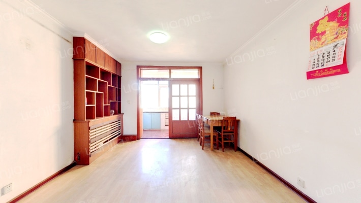 金二小学北二手房实景图