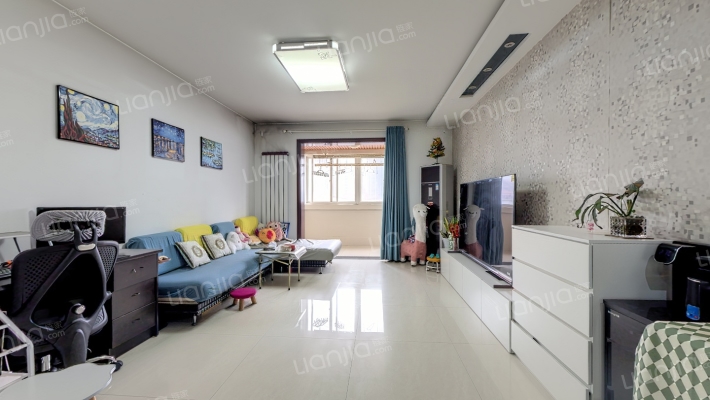 小白杨有色金属家属院二手房实景图