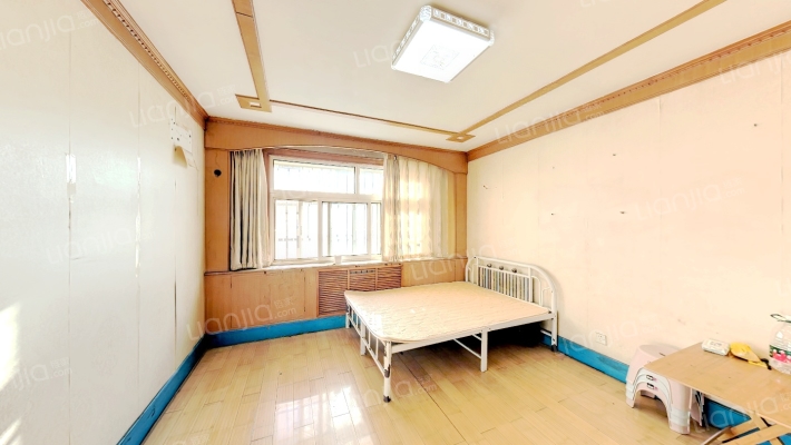 北江路小区二手房实景图