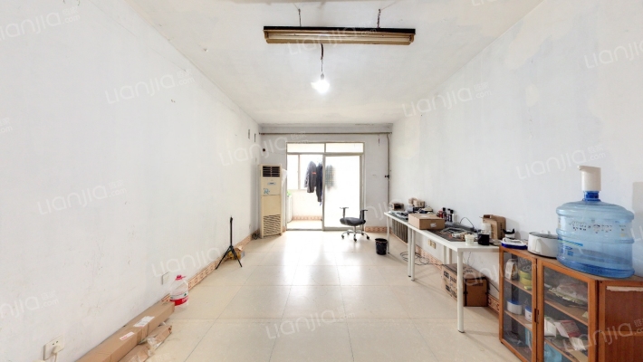 钟表材料厂家属院二手房实景图