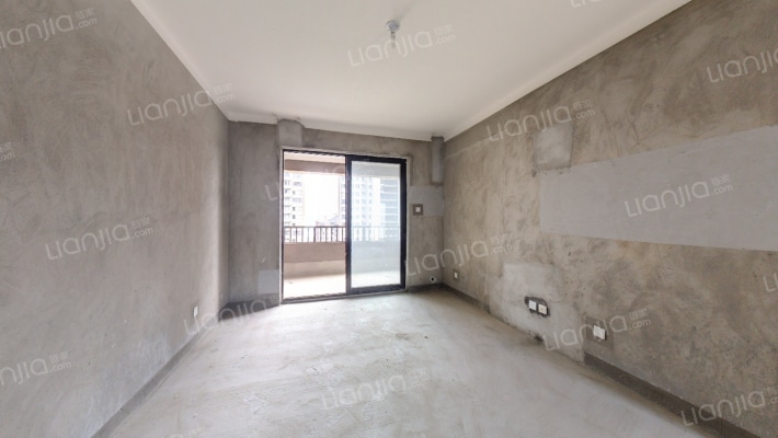 华地森林语锦园二手房实景图