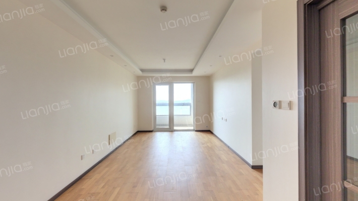 万科翡翠大道二手房实景图