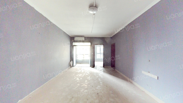 皇冠国际二手房实景图