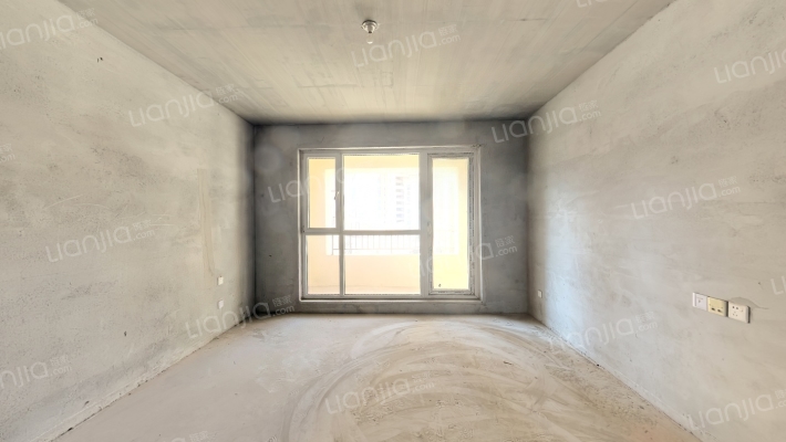 保利金香槟二手房实景图