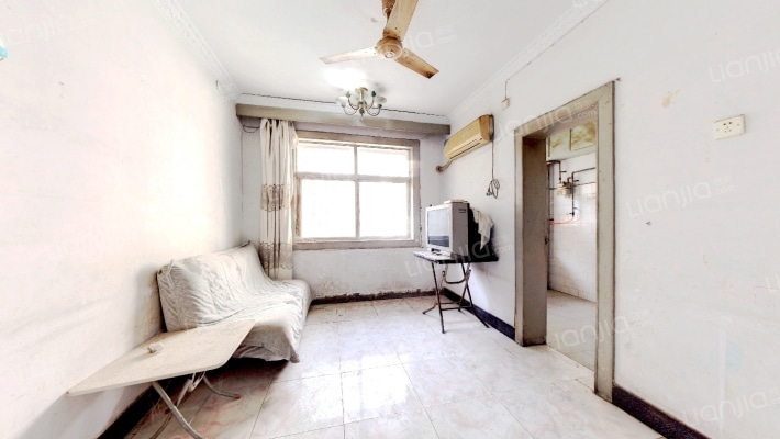 卫生路5号院二手房实景图