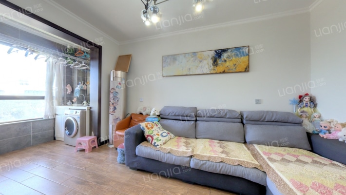 正弘澜庭叙A区二手房实景图