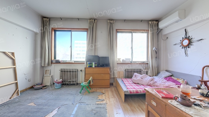 春天公寓二手房实景图