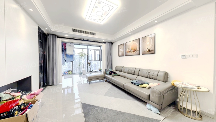 领馆区1号二手房实景图