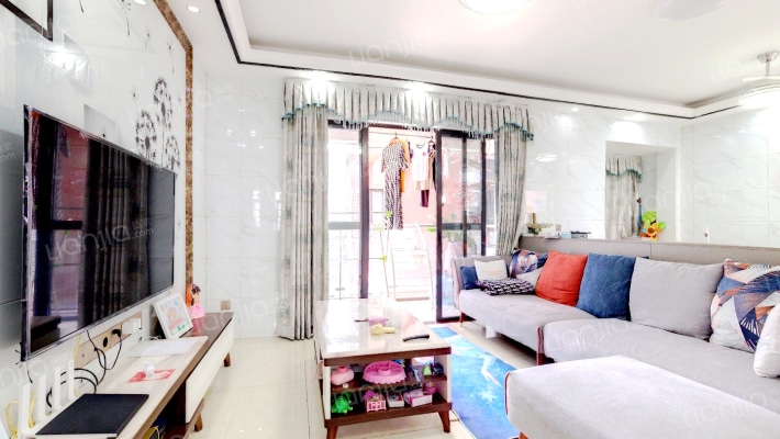 漾城二手房实景图