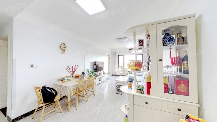 融创御园二手房实景图