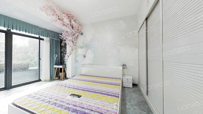 晋愉九龙湾二手房实景图