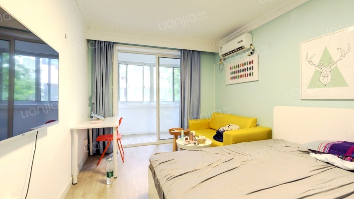 万航公寓二手房实景图