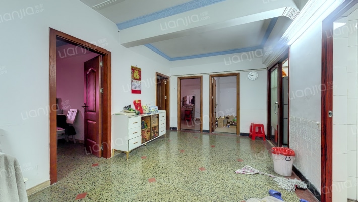 东成新苑二手房实景图