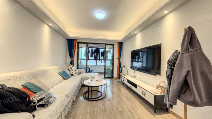 新保弘领东苑B区二手房实景图