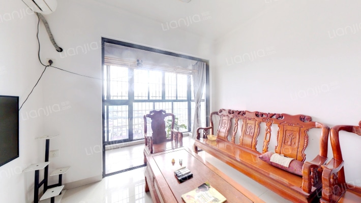 万科里享水韵二手房实景图