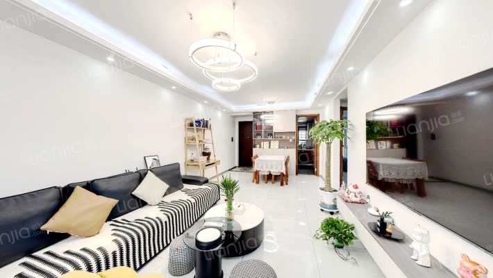 万科公园大道东区二手房实景图