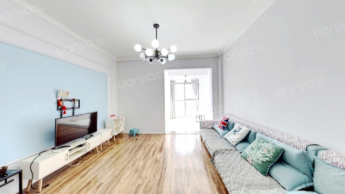 成都合院公园里二手房实景图