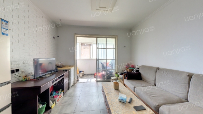 安泰银河小区二手房实景图