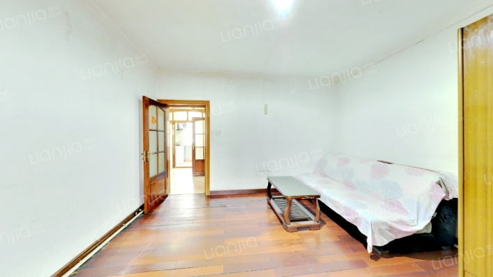 三机小区二手房实景图