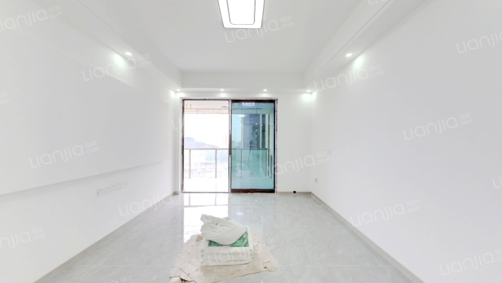 腾龙居公园华府二手房实景图