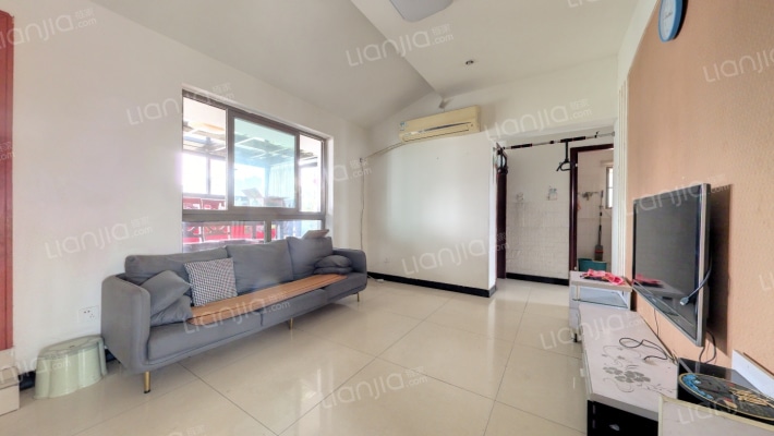 新加坡后街72号二手房实景图