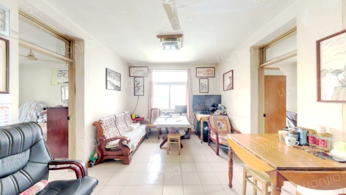 体育东村二手房实景图