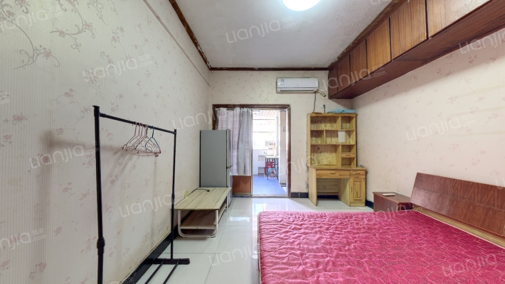 竹山路248号二手房实景图