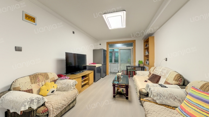 西七路94号二手房实景图