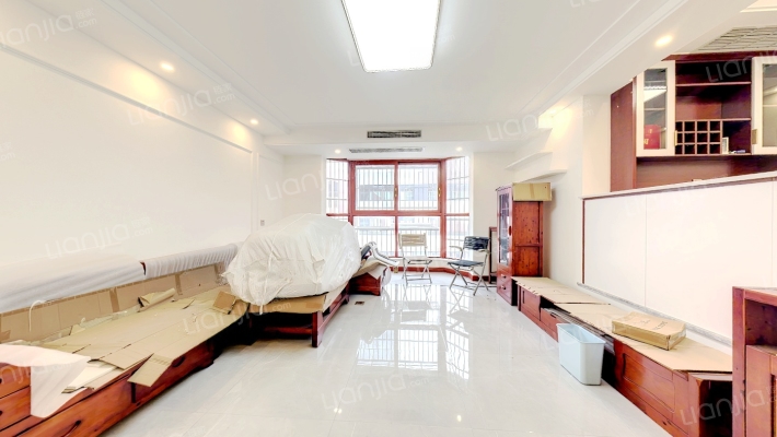 藏龙苑二手房实景图