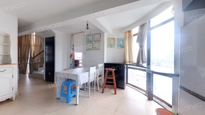 新城国际二手房实景图