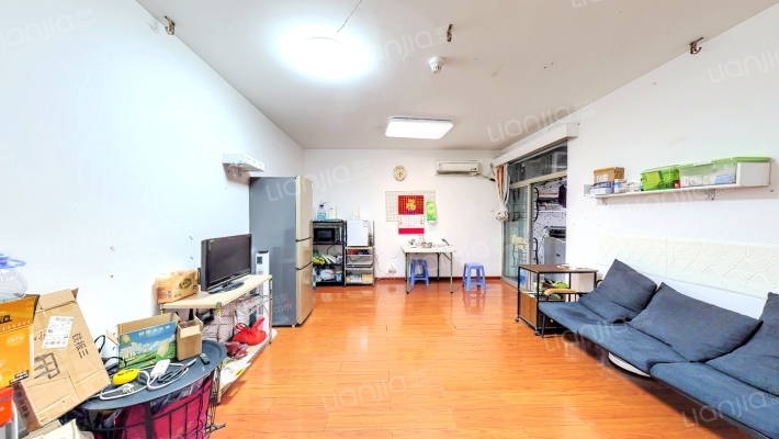 温泉花园二手房实景图