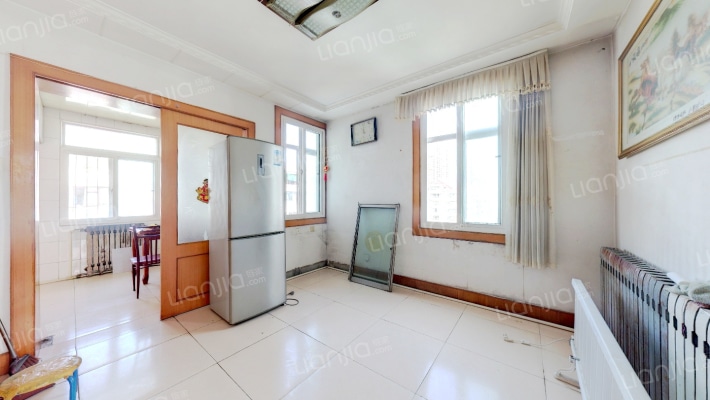 奇章新城二手房实景图