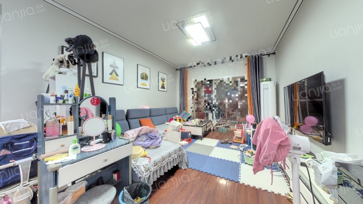 楠域丽景二手房实景图