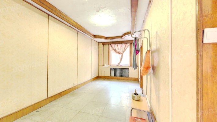 热力煤气公司宿舍二手房实景图