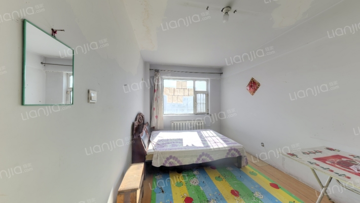 新隆家园二手房实景图