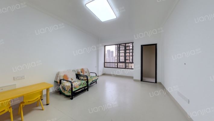 九龙馨苑二手房实景图