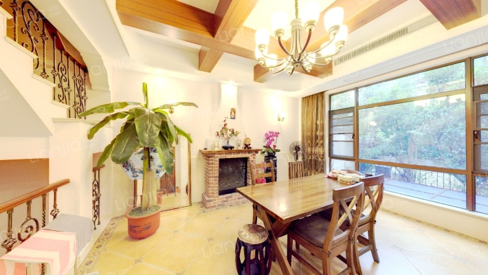 海湾国际名苑二手房实景图