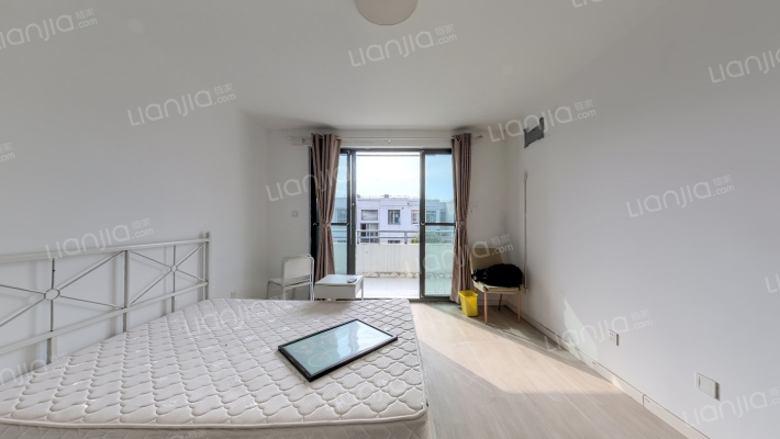 浦江世博家园二街坊二手房实景图