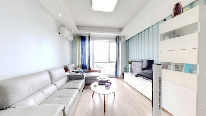 奥山世纪城CC尚品二手房实景图