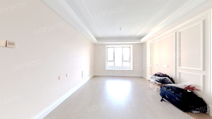 万科滨海大都会观雅轩二手房实景图