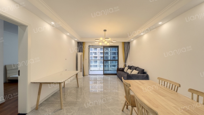 御境汀兰园二手房实景图