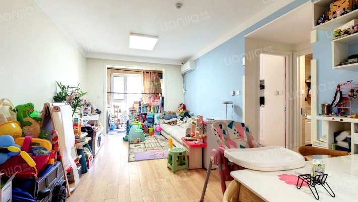 万科如园二手房实景图