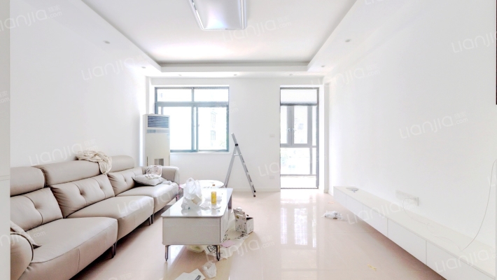 花前树下二手房实景图