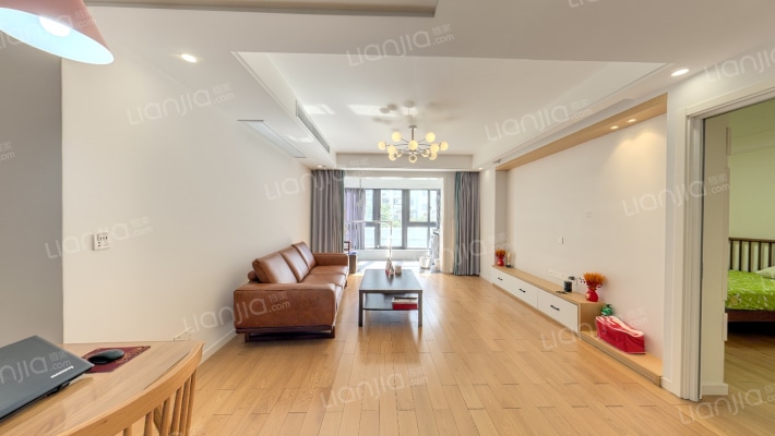 江南景苑北区二手房实景图