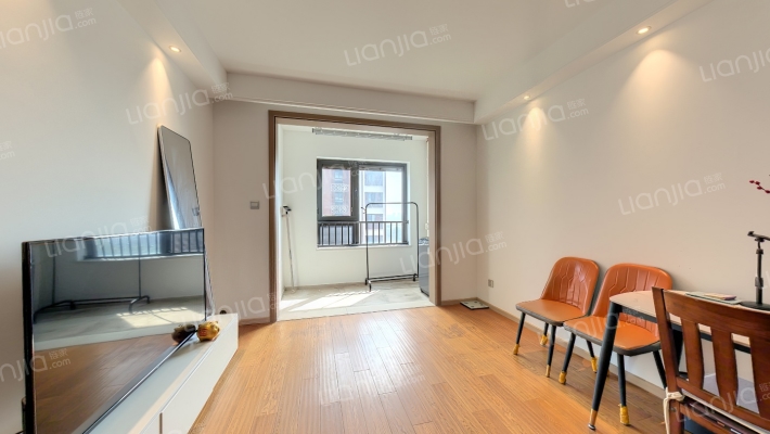 湖畔祥云花苑二手房实景图